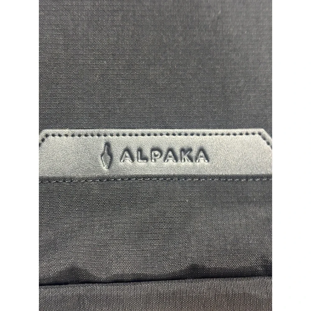 ALPAKA NEW Bravo Brief Black Axoflux 400D Laptop Bag with‎ Cross Body Straps